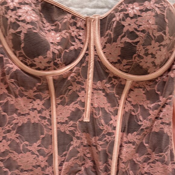 pink cherry blossom corset - Picture 2 of 3